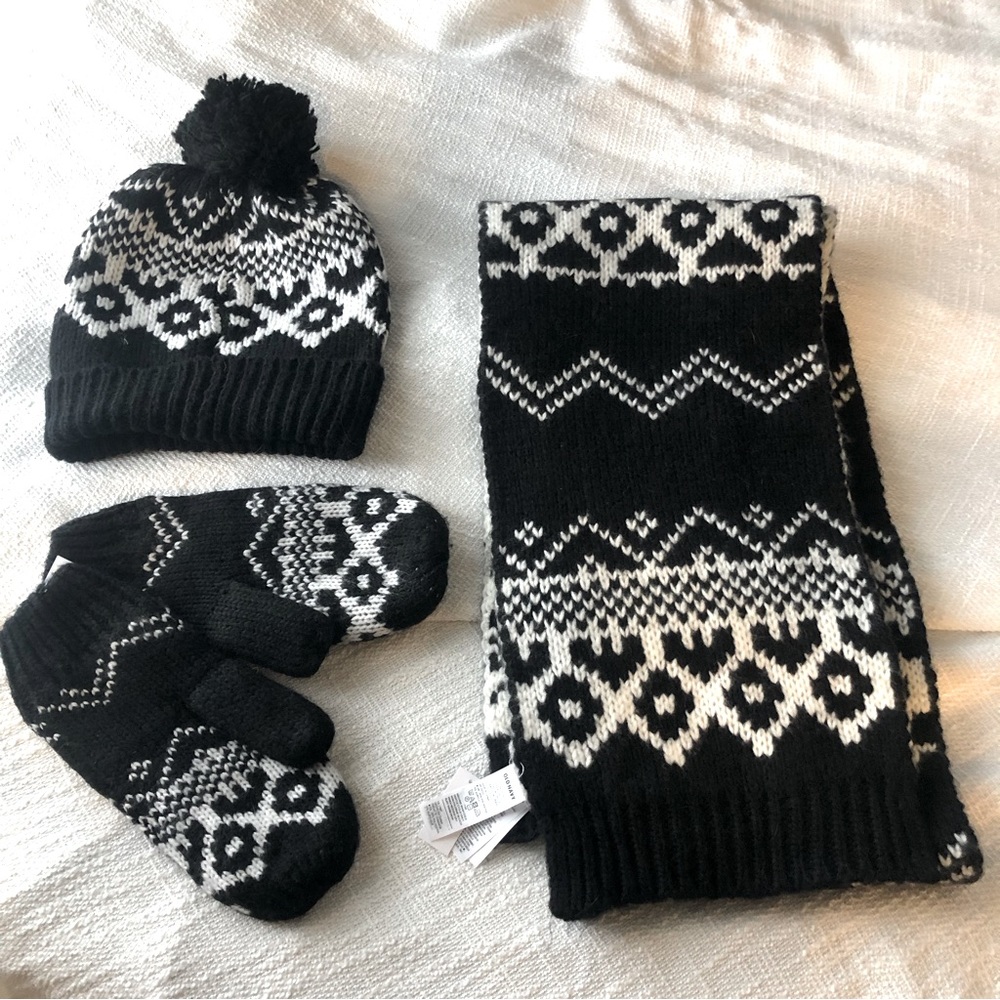 Winter Scarf, Mittens & Beanie Set